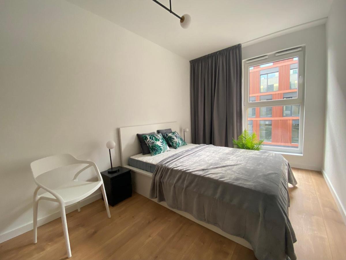 Apartamenty Fuzja - Komfortowe Mieszkania Blisko Centrum Lodzi Garaz Exterior photo