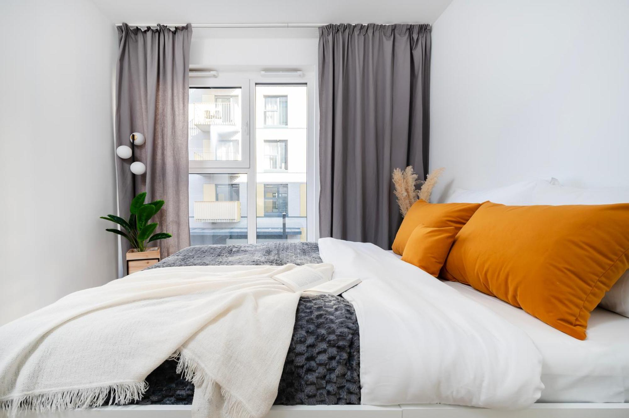 Apartamenty Fuzja - Komfortowe Mieszkania Blisko Centrum Lodzi Garaz Exterior photo