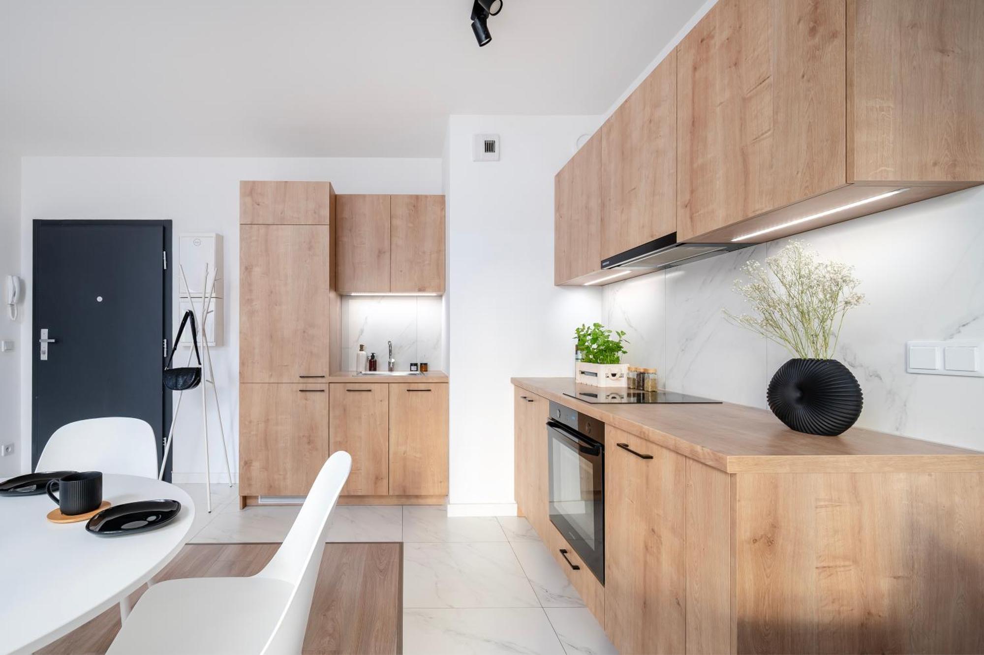 Apartamenty Fuzja - Komfortowe Mieszkania Blisko Centrum Lodzi Garaz Exterior photo